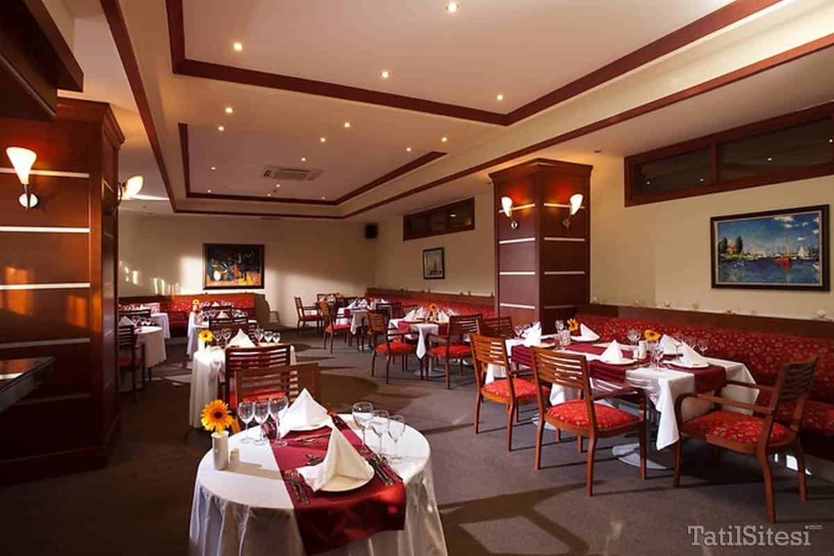 Sun Club Side Hotel